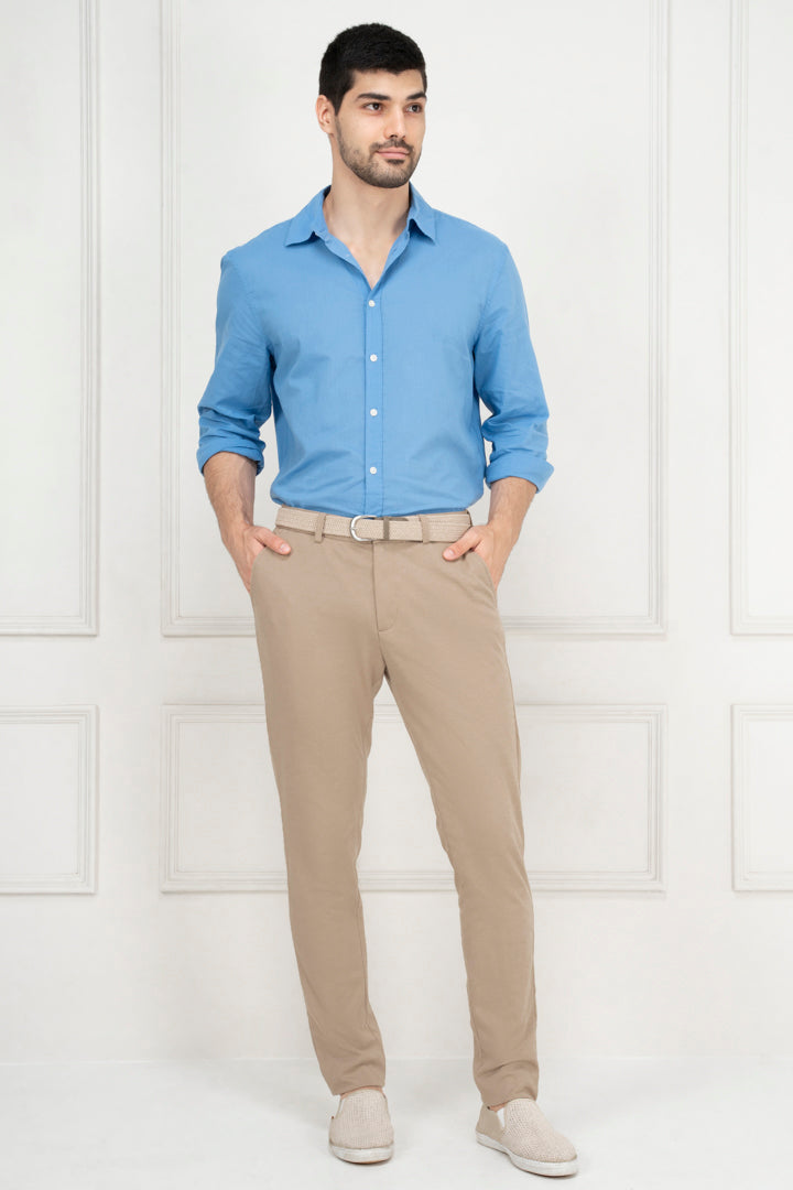 khaki pants